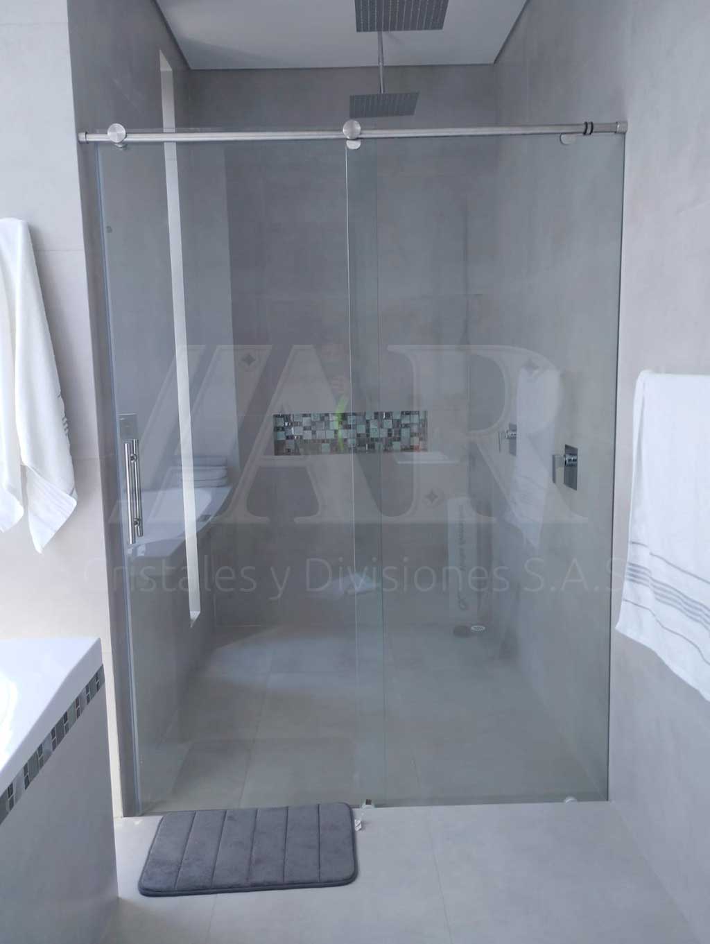 Divisiones de baño en vidrio templado 13